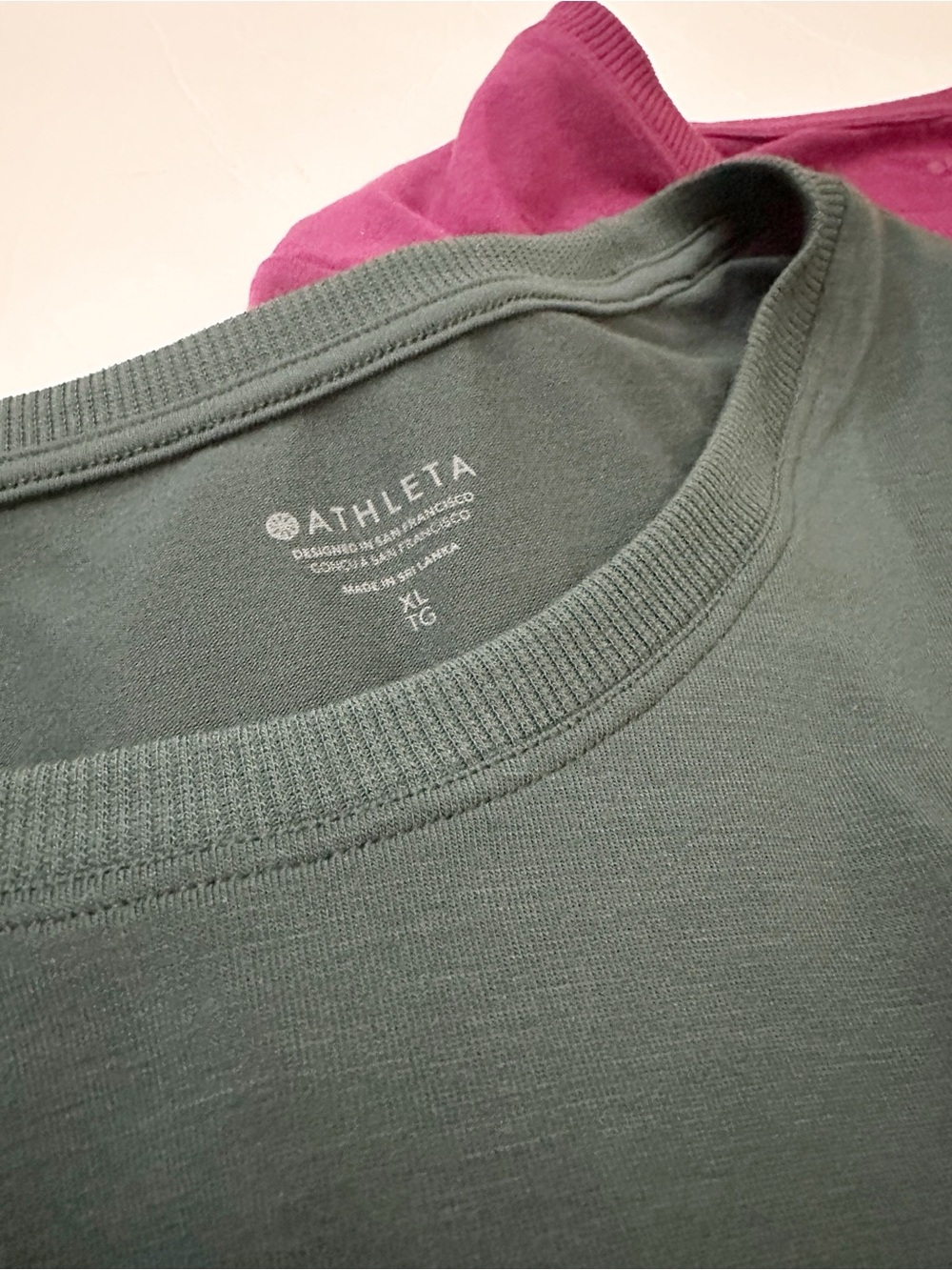 Athleta With Ease Cinch Top Bundle of 2 XL - Picture 12 of 15